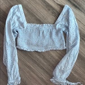 🪲 Urban outfitters daisy crop top